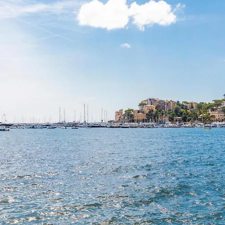 1 Bedroom Cozy In דירה *