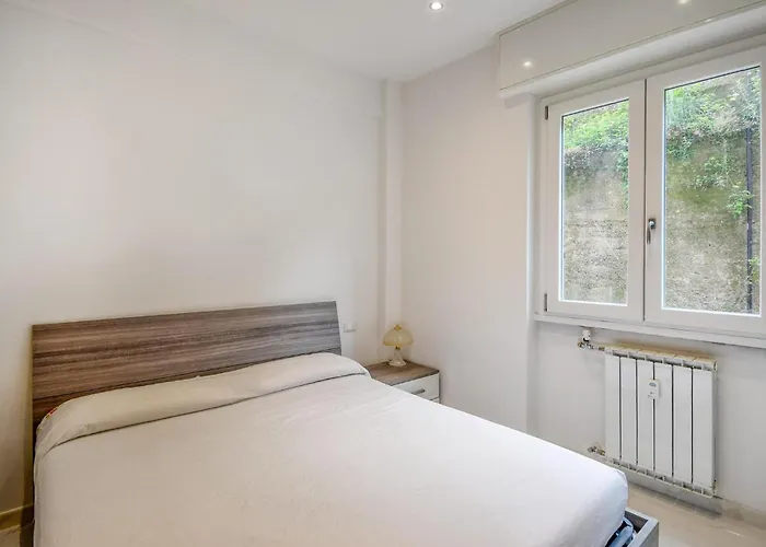 1 Bedroom Cozy In Рапалло