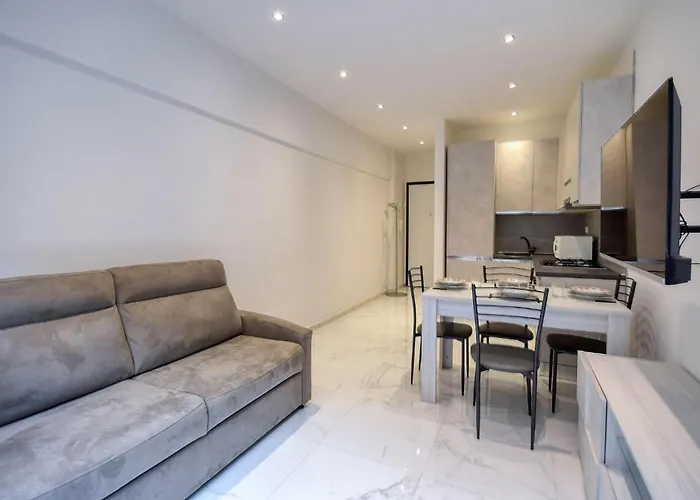 1 Bedroom Cozy In Апартаменты Рапалло