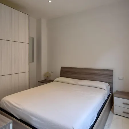 Apartment 1 Bedroom Cozy In