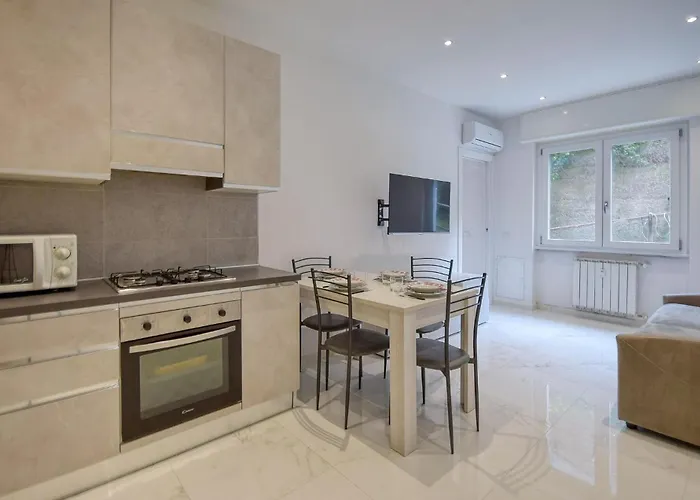 1 Bedroom Cozy In Apartment